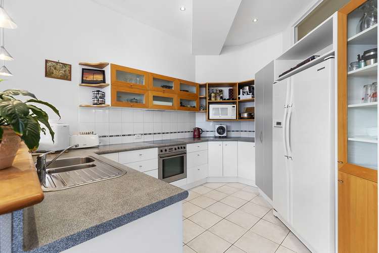 8/148 Tory Street Te Aro_2