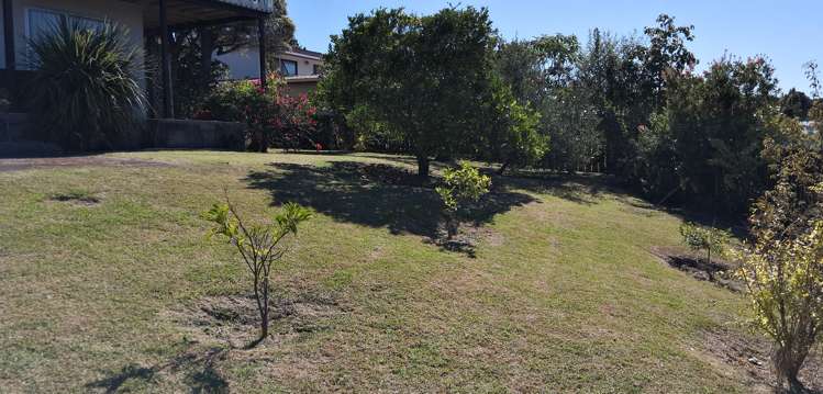 2/401 East Coast Road Mairangi Bay_26