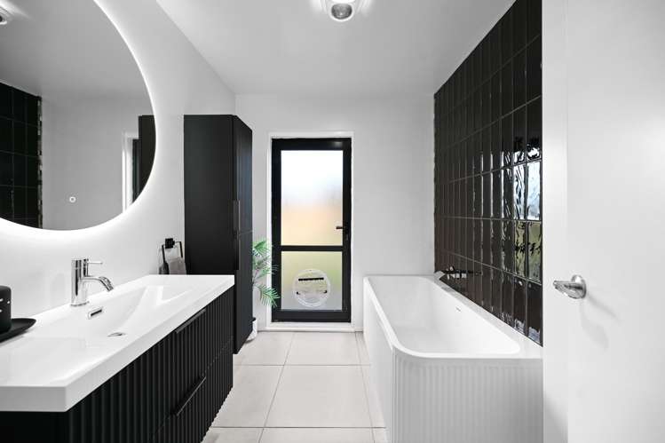 1 Blue Cedar Lane Enderley_13