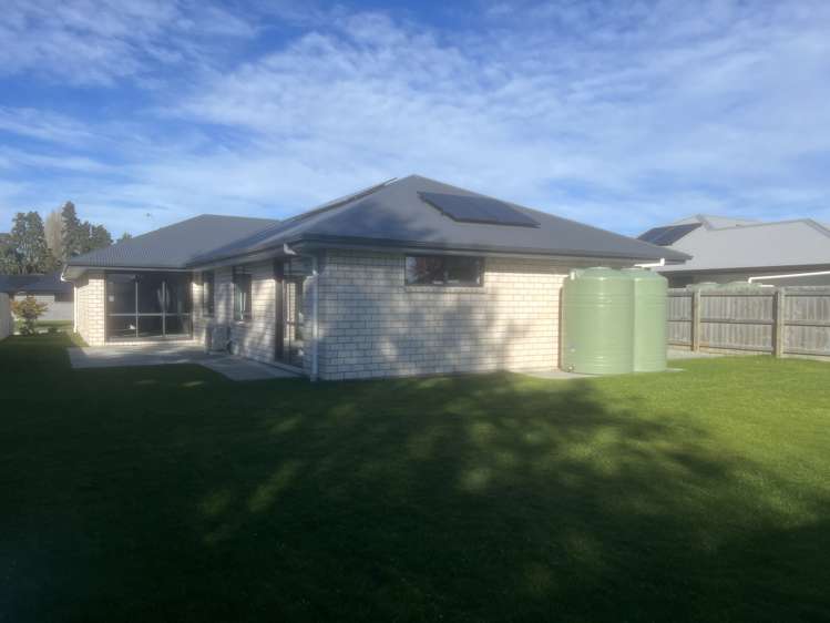 35 Geoff Geering Drive Netherby_8