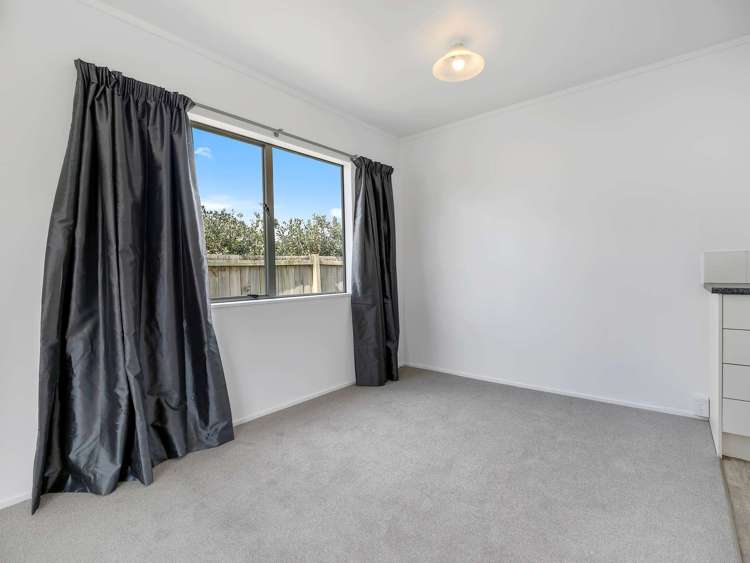 20b Kentucky Crescent Nawton_9