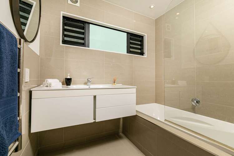 10c Olwyn Place Greenhithe_8