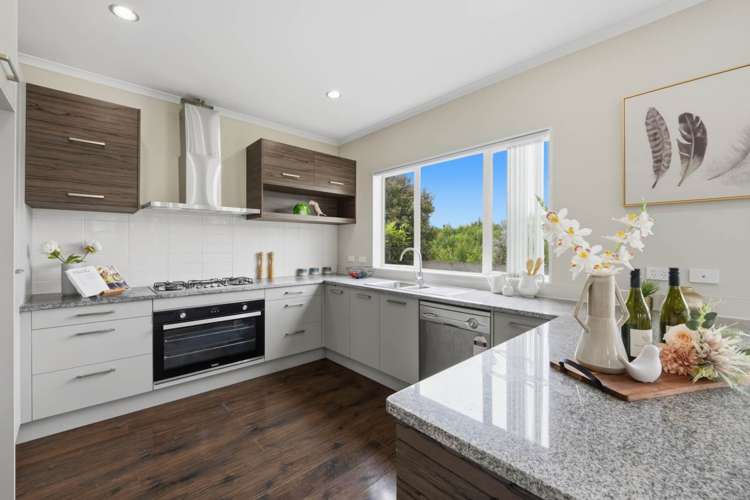 20 Savina Court Flat Bush_12