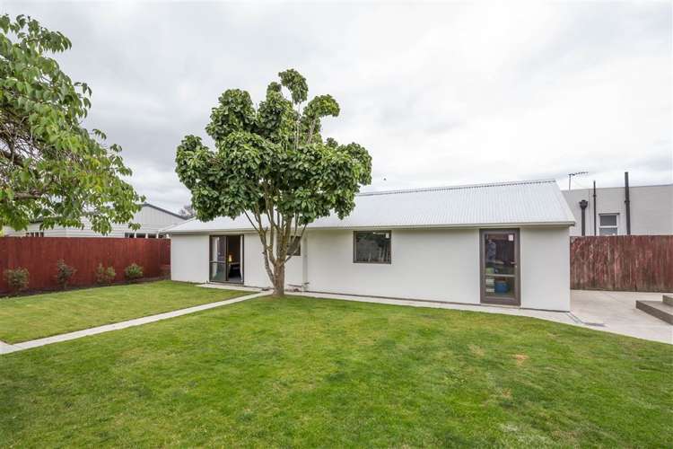 211 Knowles Street Saint Albans_21