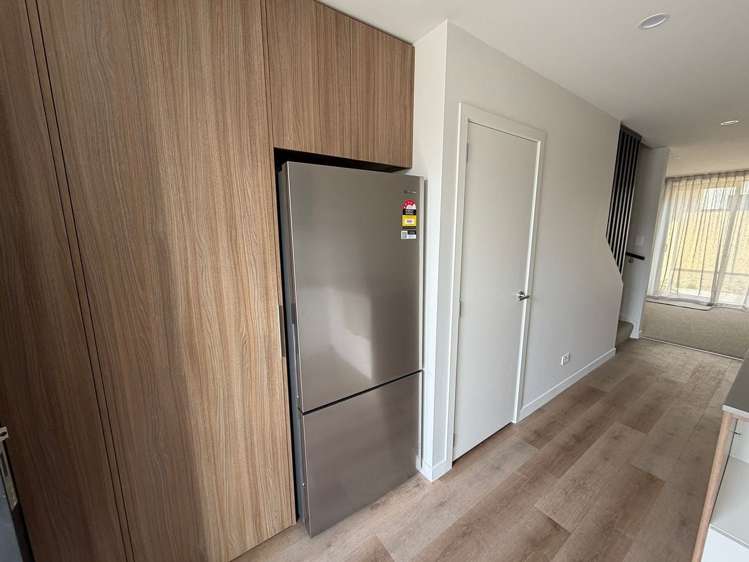 16/4 Campbell Street Karori_5