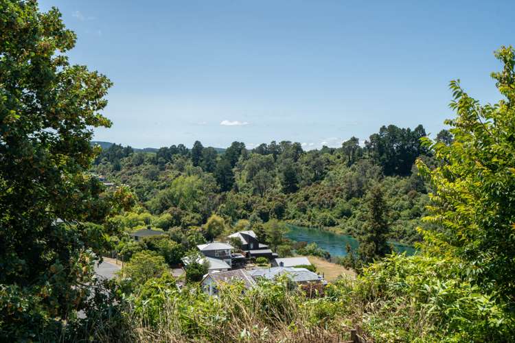 168 Spa Road Taupo_3