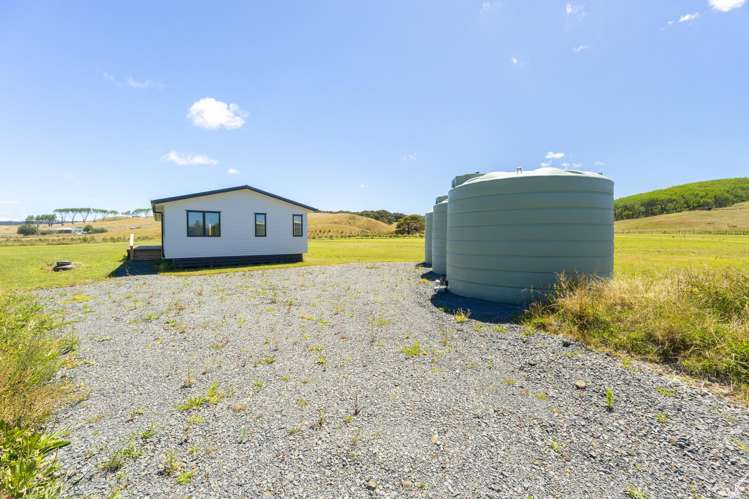 20 Journeys End Tapora_16