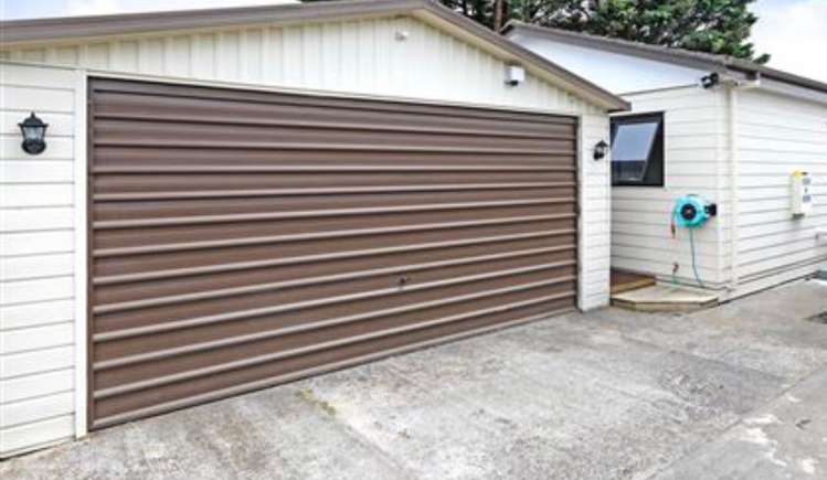 1/2 Senecio Place Manurewa_8