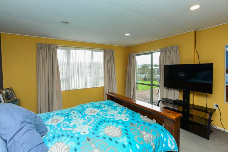 6 Latham Stubbs Crescent Waipawa_8