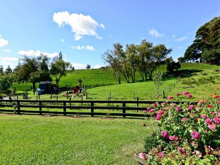 14 Genevieve Way Whatawhata_8