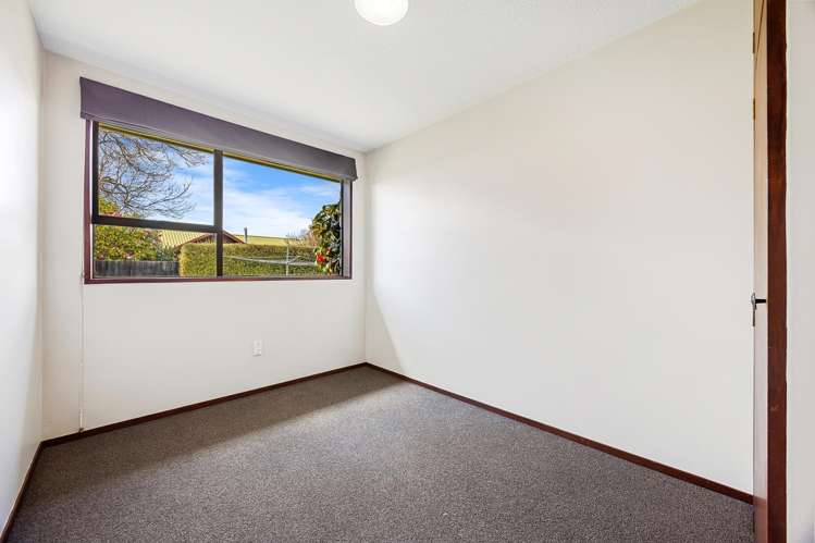 2/204 Grimseys Road Redwood_9
