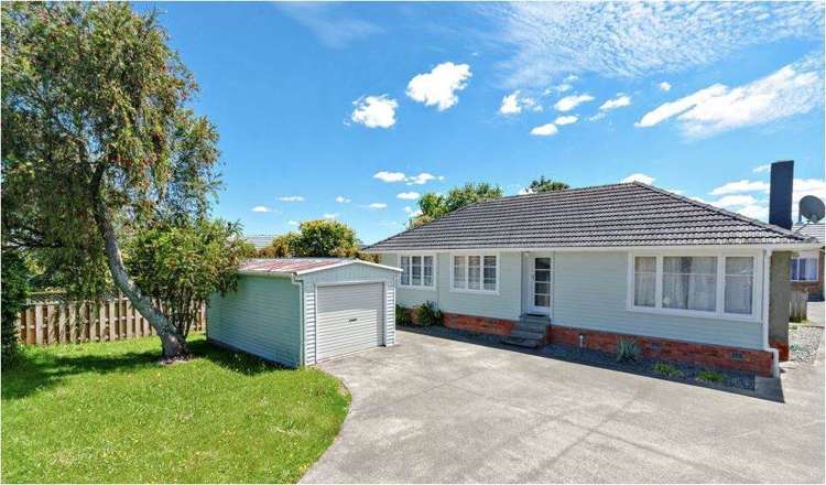 27 Essex Street Te Atatu South_0