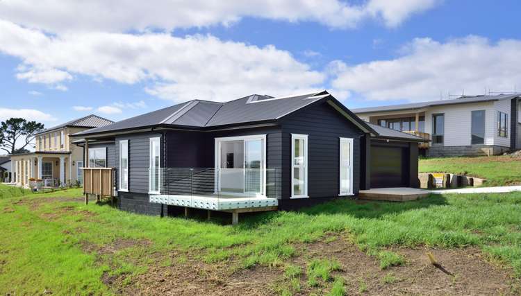 97 Pinecrest Drive Gulf Harbour_0