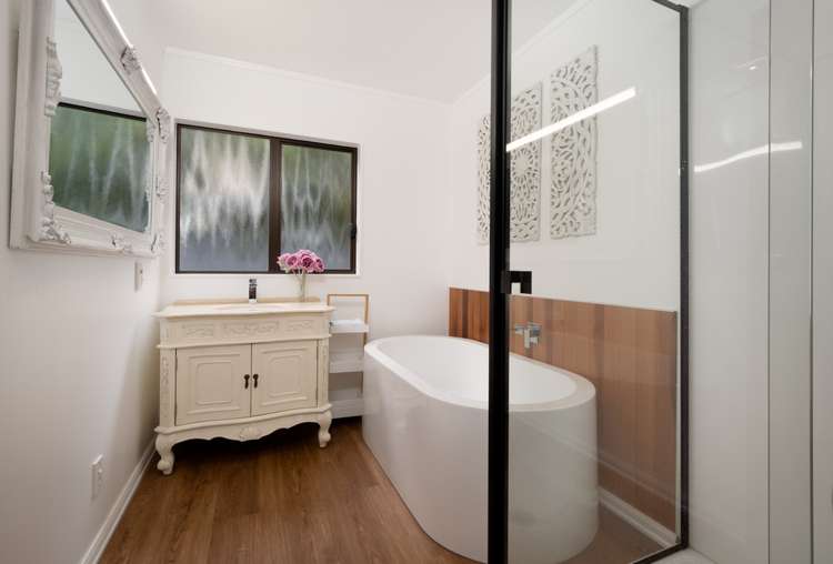 14a Hutchinsons Road Bucklands Beach_12