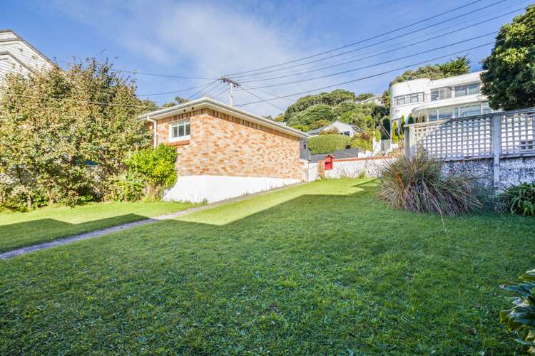 18 Cavendish Square Strathmore Park_24