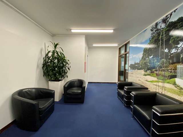 Suite 5/128 Hurstmere Road Takapuna_3