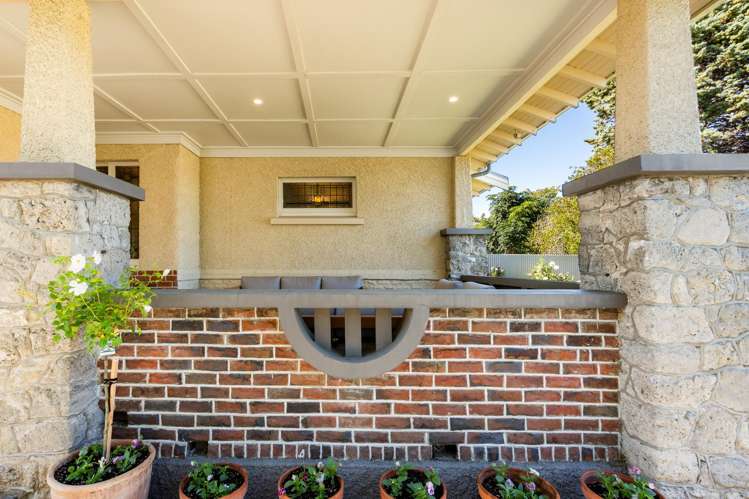 13 Nelson Crescent Napier South_20