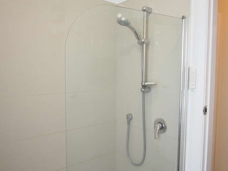 8 Walden Street Strathmore Park_11