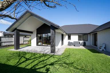 24 Lilac Close_2