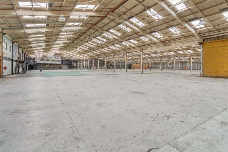 9-15 Refreshment Place Trentham_8