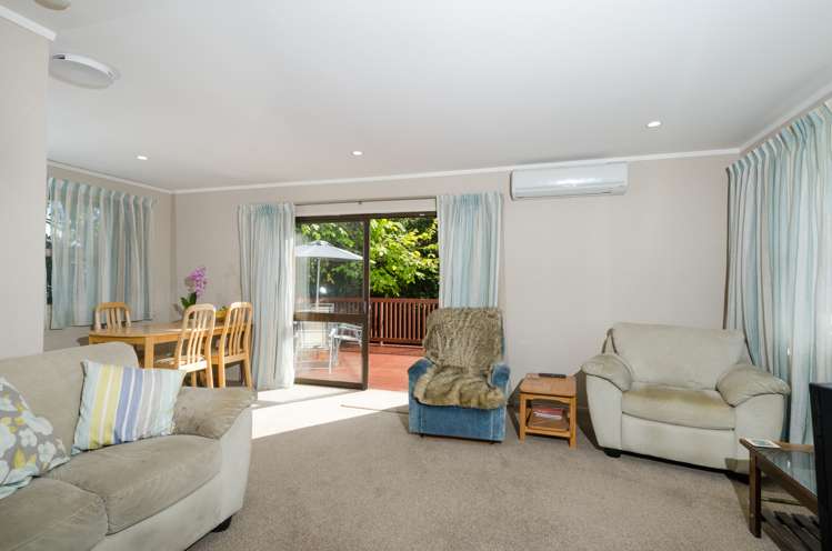 2/3 Talavera Place Te Atatu South_5