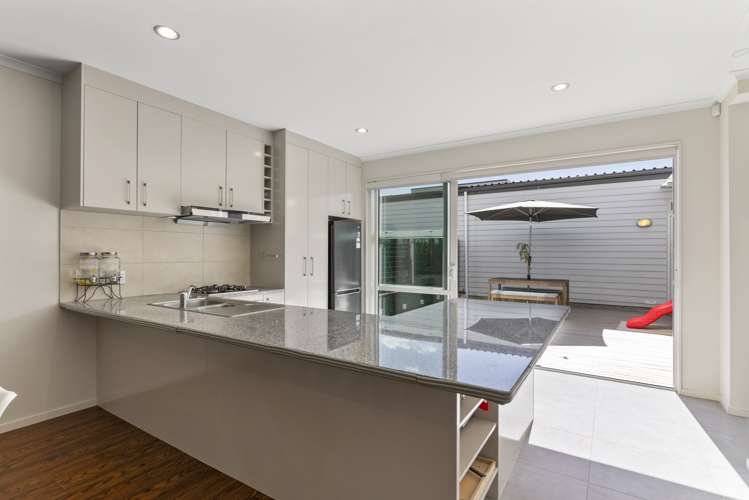 27 Hakawai Avenue Takanini_5