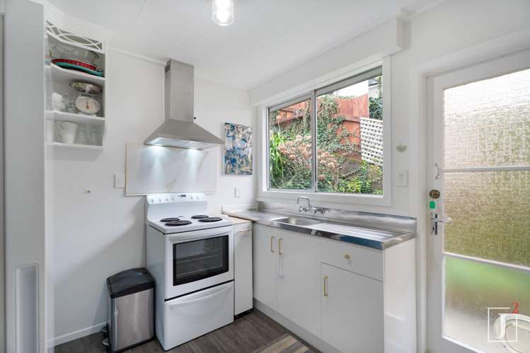 1/377 Main Road Tawa_7