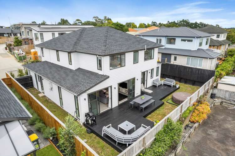 10 Huaota Place Botany Downs_30