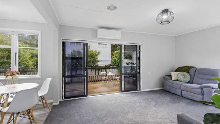 26 Lowry Crescent Stokes Valley_7