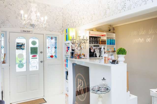 192 Fitzherbert Avenue West End_3