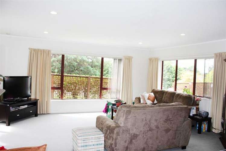 61 Stratford Road Manurewa_2