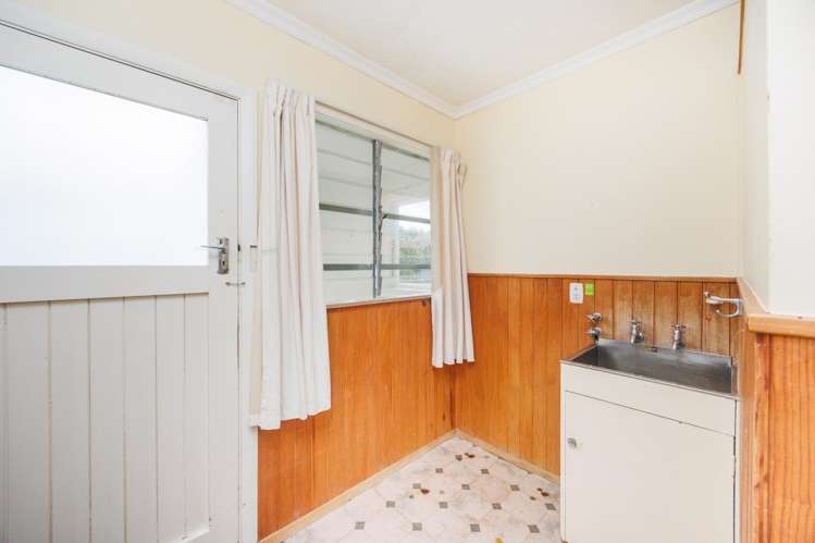 126b Long Melford Road Awapuni_15
