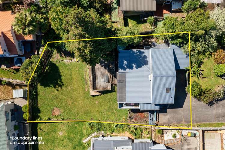 2/32 Tamahere Drive Glenfield_24