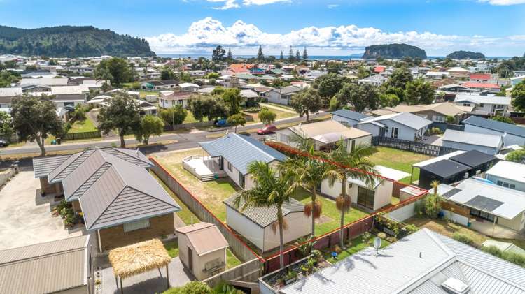 209 Chartwell Avenue Whangamata_1