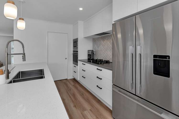 4 Cascade Crescent Tikipunga_5