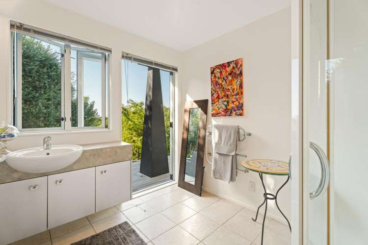 95 Queens Drive Oneroa_22