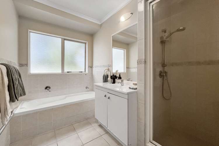 14 Woodward Avenue Mangere Bridge_13