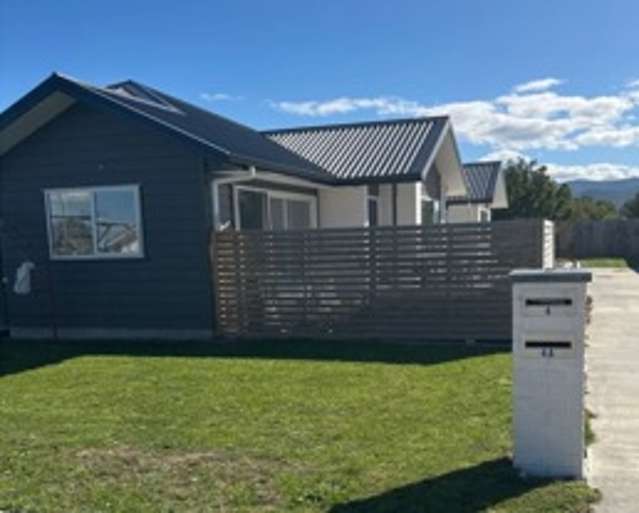 4 Van Baarle Close Carterton_2