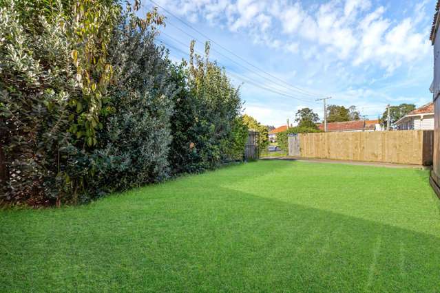 2/78 Court Crescent Panmure_2