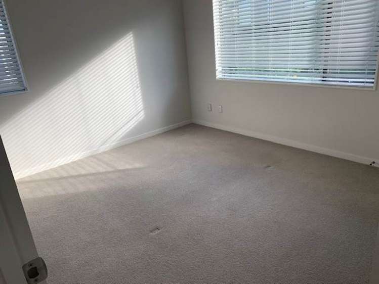 52 Butler Stoney Crescent Silverdale_9