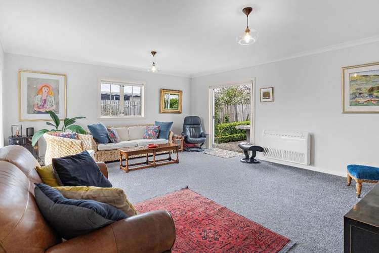 183A High Street Carterton_21