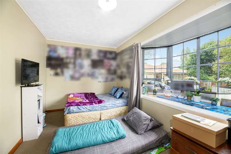 8 Christina Avenue Te Atatu South_13