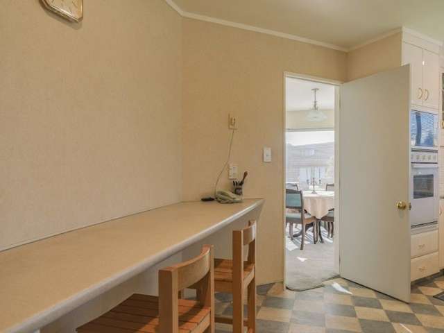 35 Aldinga Avenue Stoke_4