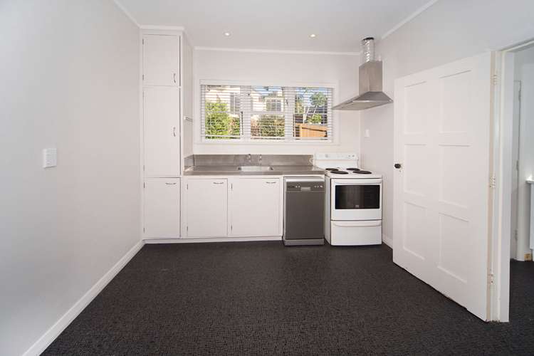 14 Kurahaupo Street Orakei_7