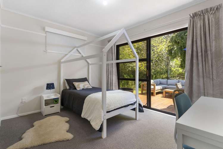 70 Fairclough Road Beach Haven_12