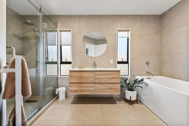 2 Ngatira Road Muriwai_10