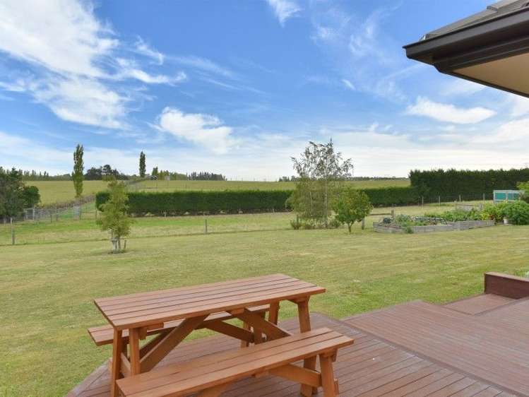 87 Forestry Road Ashley_19