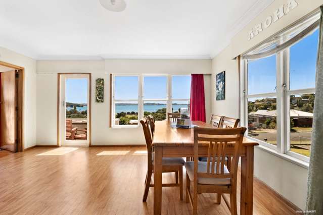 11 Kathy Terrace Stanmore Bay_4