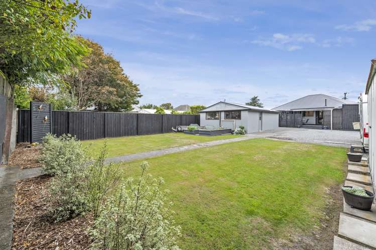 194 Springs Road Hornby_33