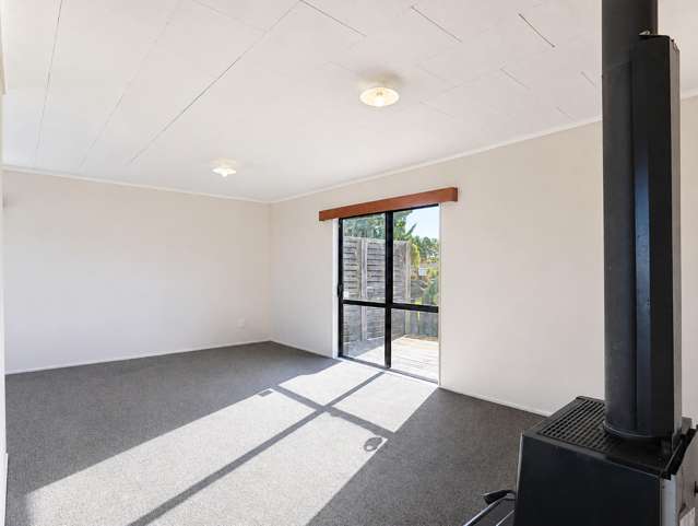 12A Aspen Place Owhata_3